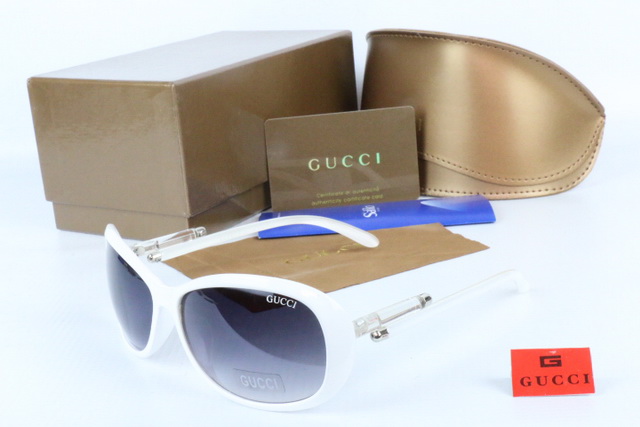 GUCCl Boutique Sunglasses 076